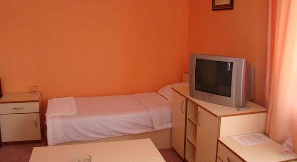 Hotel Ada - Otoka Saraievo Quarto foto